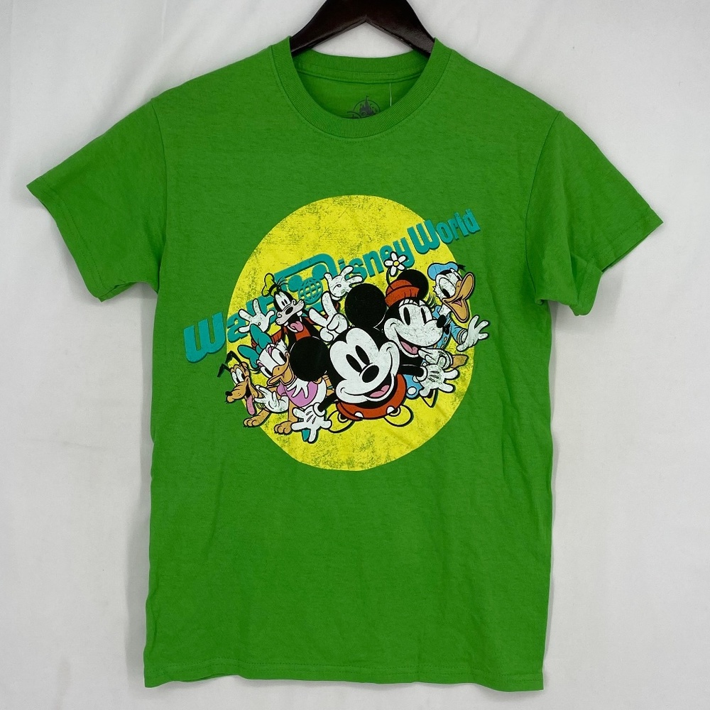 Disney Womens Size Small T-Shirt Green Short Sleeves Mickey Minnie and Friends